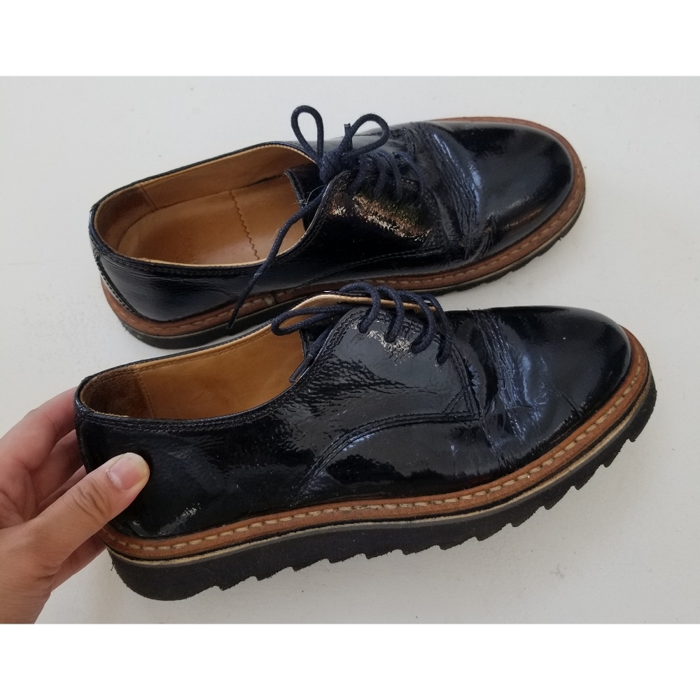 Purified Patent Leather Brogue Loafers